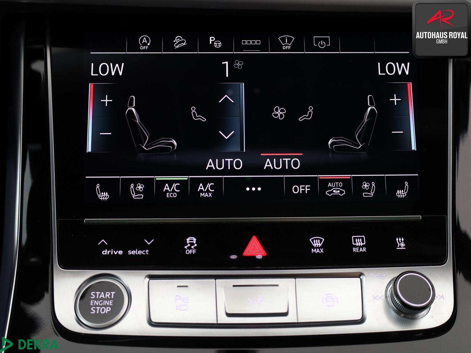 Audi Q8 55 TFSI qu 3x S Line MASSAGE,S-SITZE,B+O,AHK