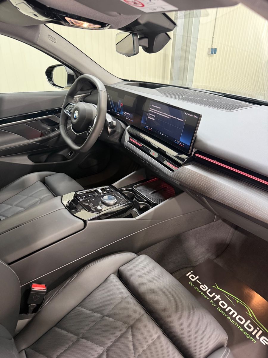 BMW 520i Limousine, Head-UP, Bowers&Wilkins, 1 Hand