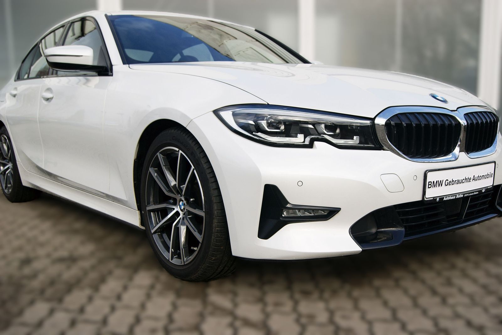 BMW 320d LIM SPORT-LINE - Samsaru's Car Outlet