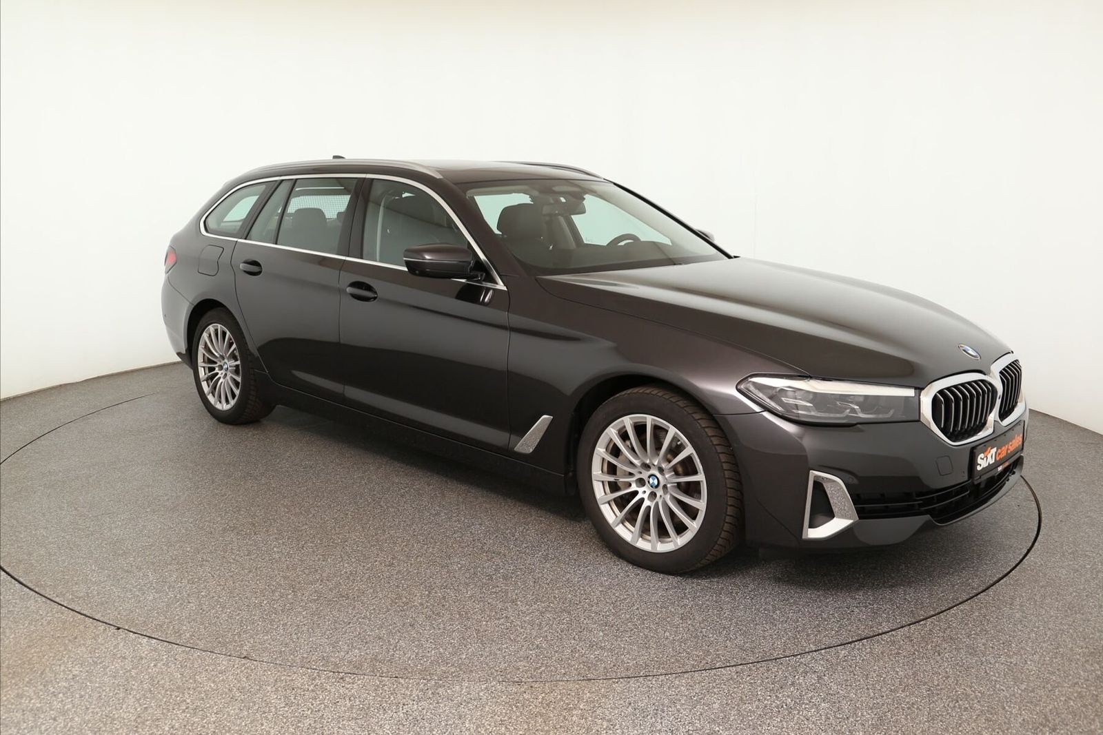 BMW 530i xDrive Luxury|ACC|PANO|HUD|360°|elSitze|AHK