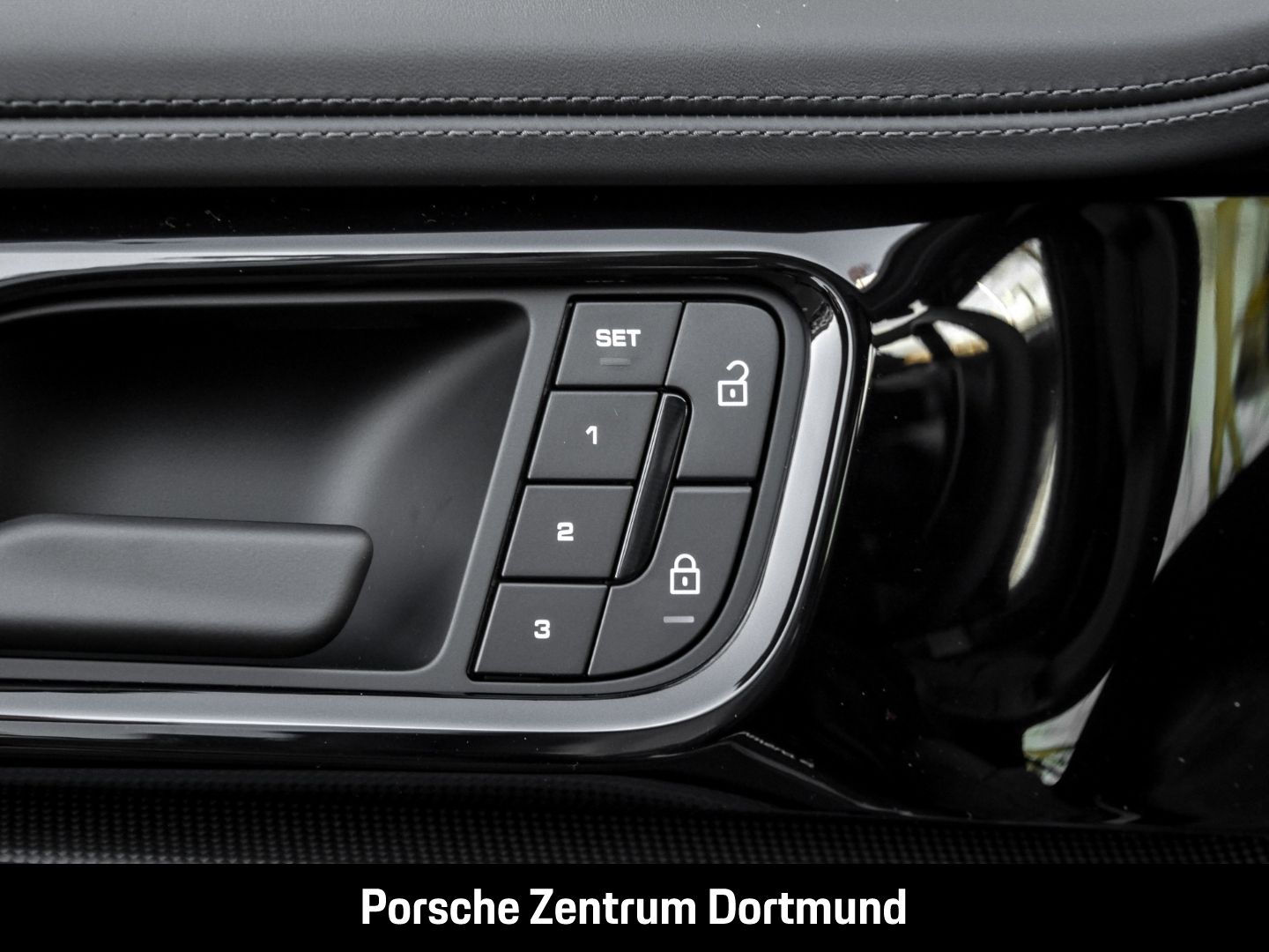Porsche Panamera 4 E-Hybrid LED InnoDrive Surround-View