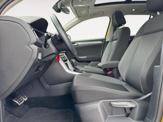 Volkswagen T-Roc 1.5 TSI DSG Active - Samsaru's Car Outlet