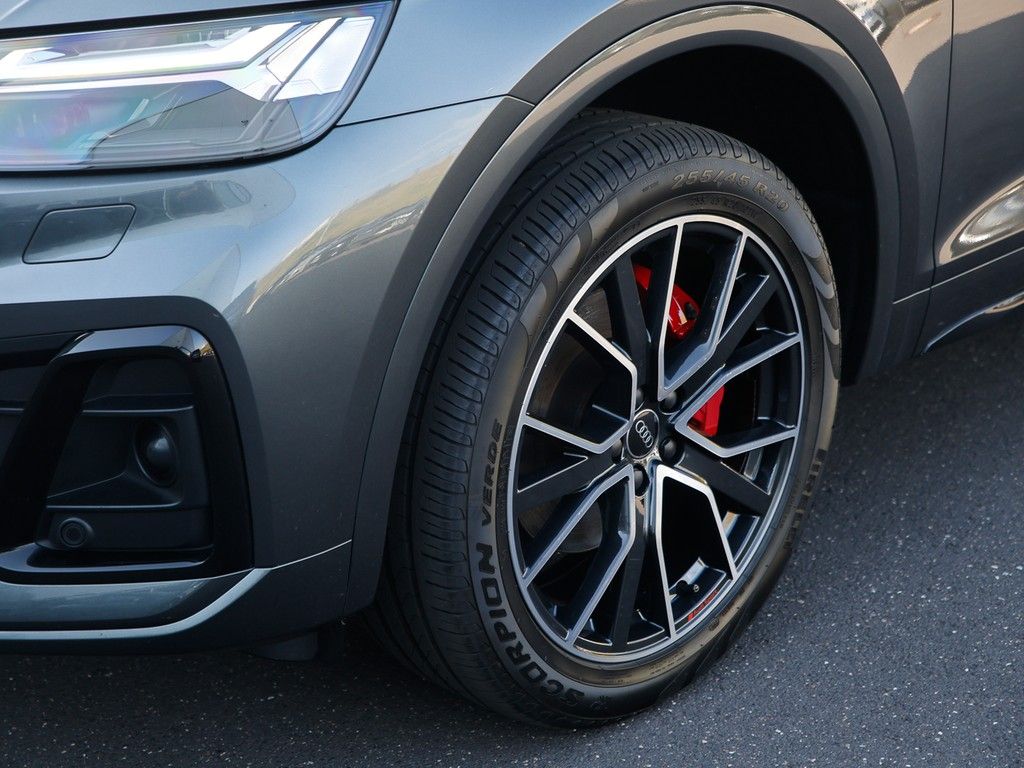 Audi Q5 40 TDI S line Panorama Matrix AHK Kamera ACC