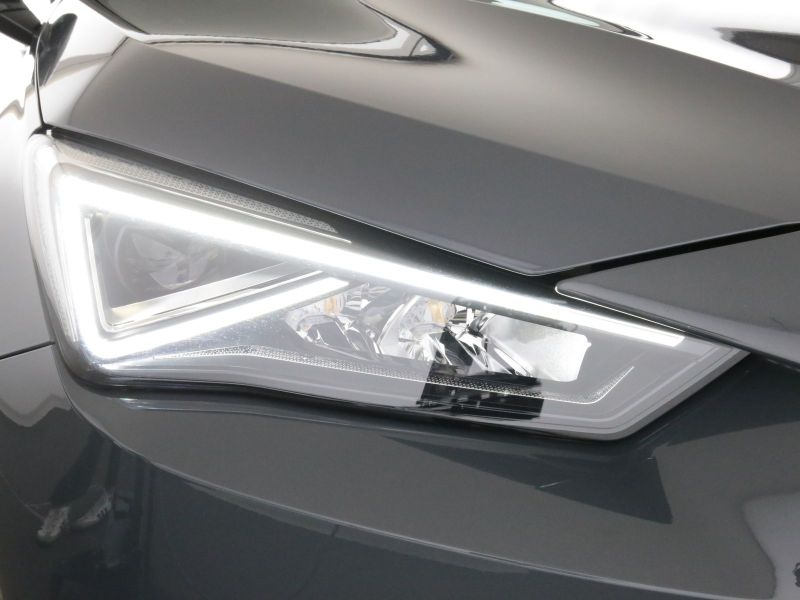 Seat Tarraco Style 2.0 TDI 150 PS - Samsaru's Car Outlet