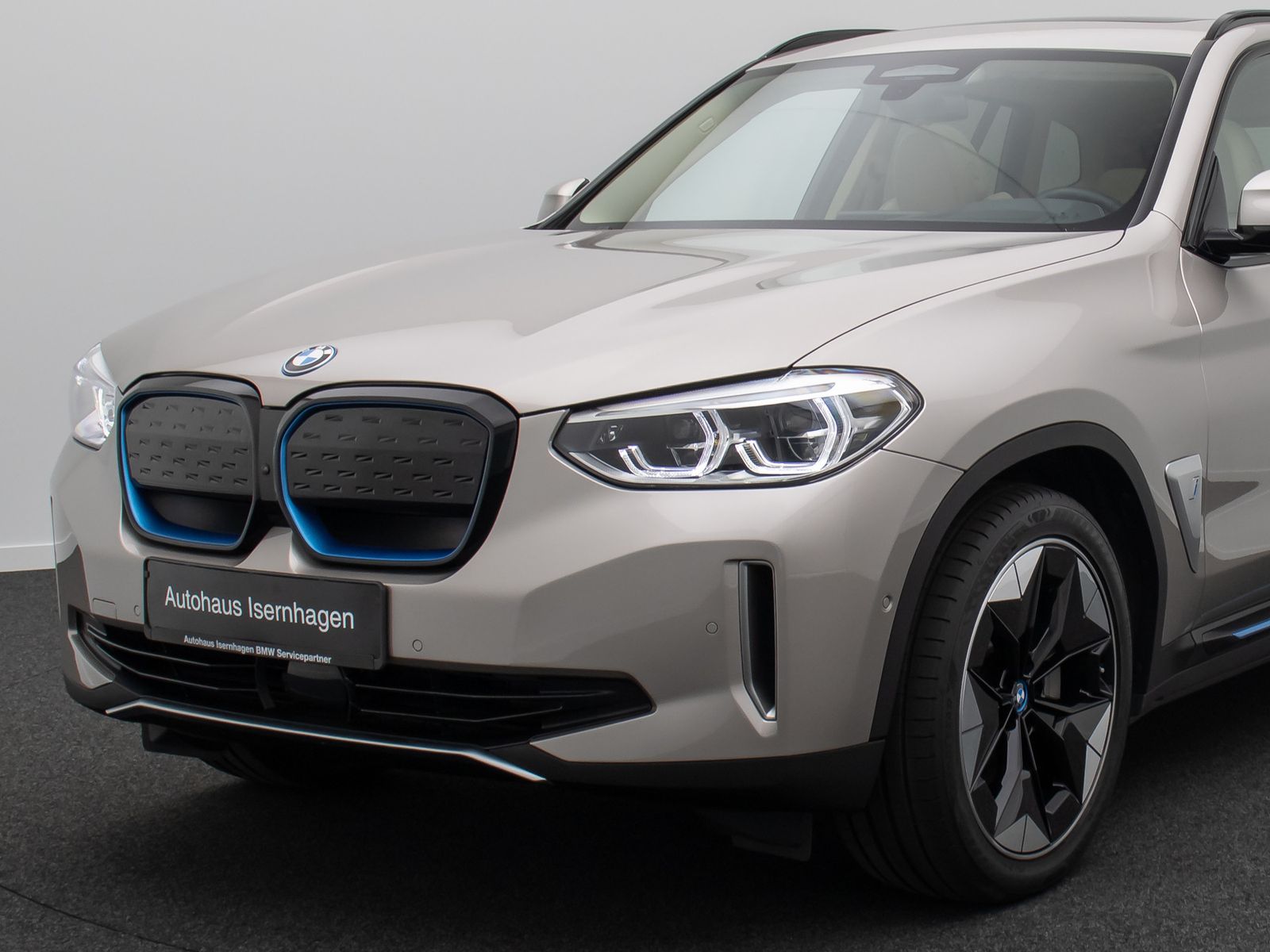BMW iX3 IMPRESSIVE DAB 360°HUD Panorama H/K 20Zoll