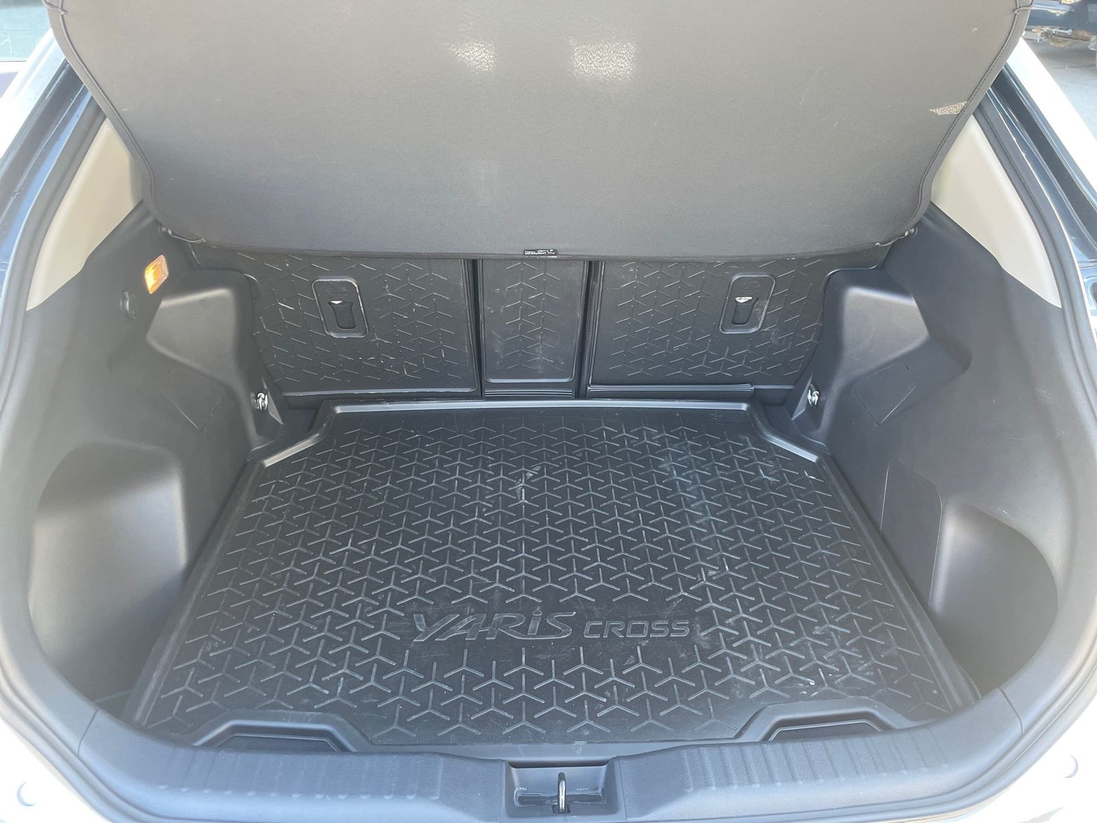 Toyota Yaris Cross 1.5Hybrid Style Plus,HUD,JBL,Navi,SH