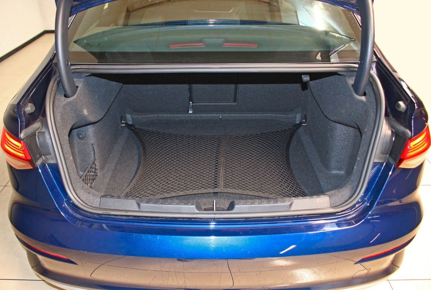 Audi A3 35 2.0 TDI advanced AHK|Garantie|SHZ|NAV|APP