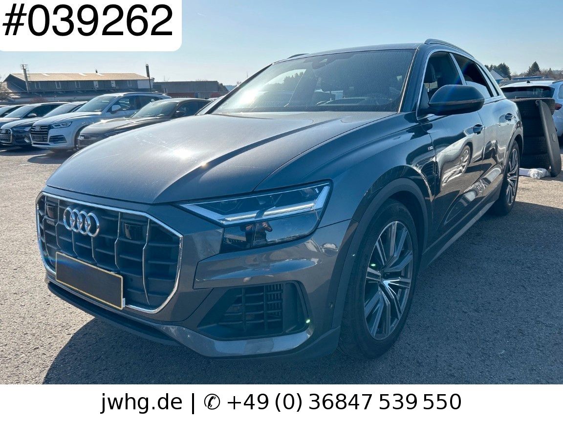 Audi Q8 55TFSI Quattro S-Line|ACC|VCockp|HUD|Memo|21"