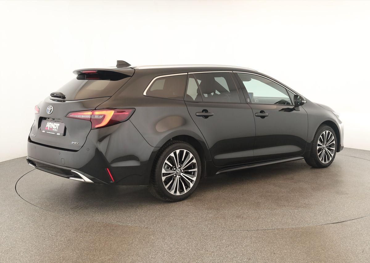 Toyota Corolla Touring Sports 2.0 CVT Team D Navi Kam