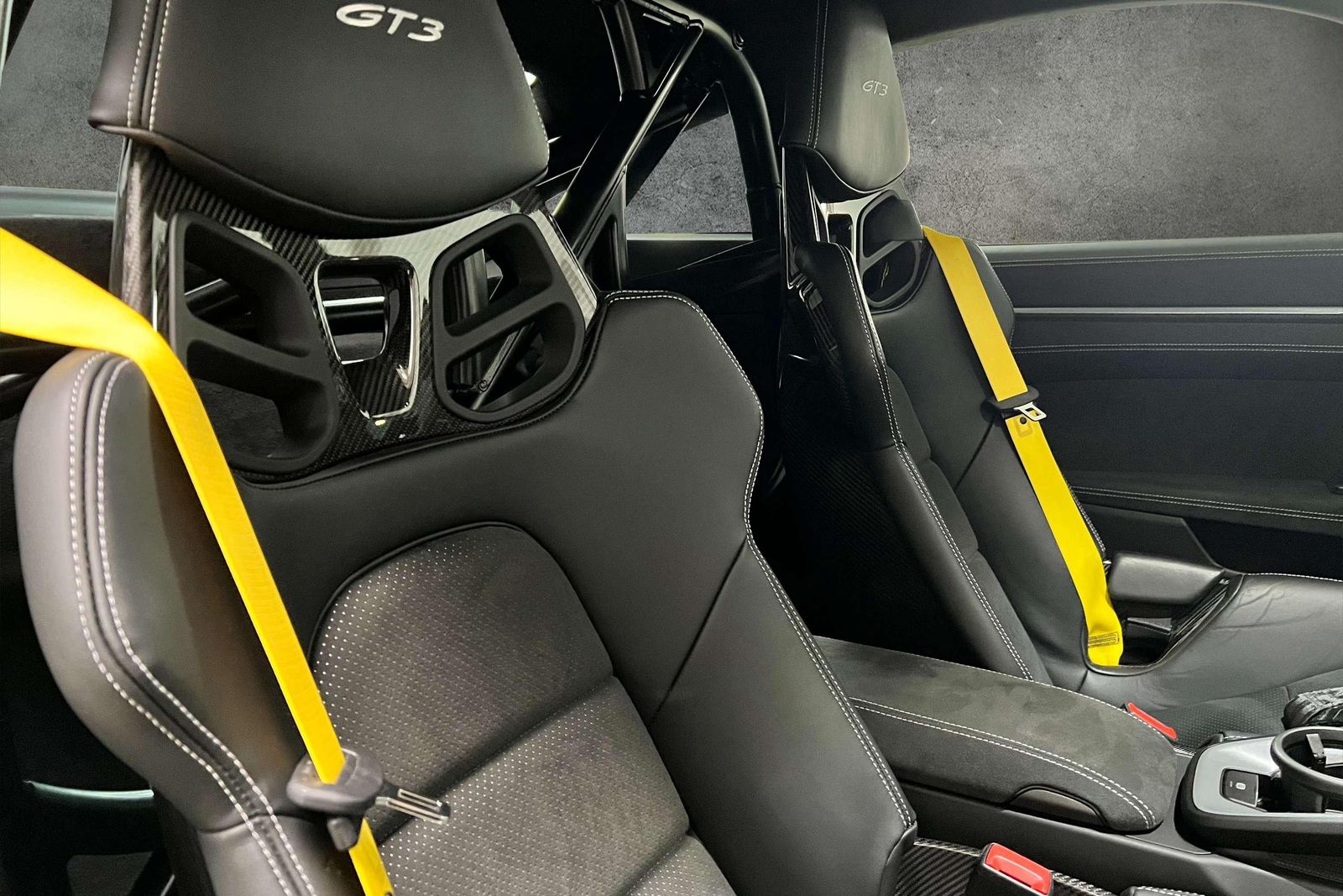 Porsche 911 992 GT3 Clubsport - Samsaru's Car Outlet