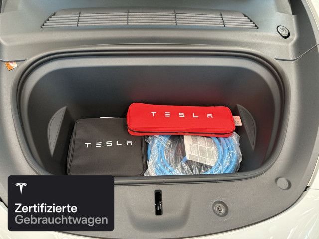 Tesla Model Y Long Range RWD