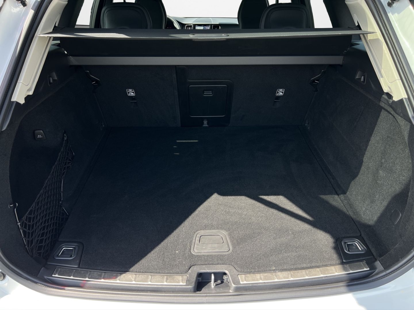 Volvo XC60 Plus Dark AWD/Harman-Kardon/SitzHz/DAB