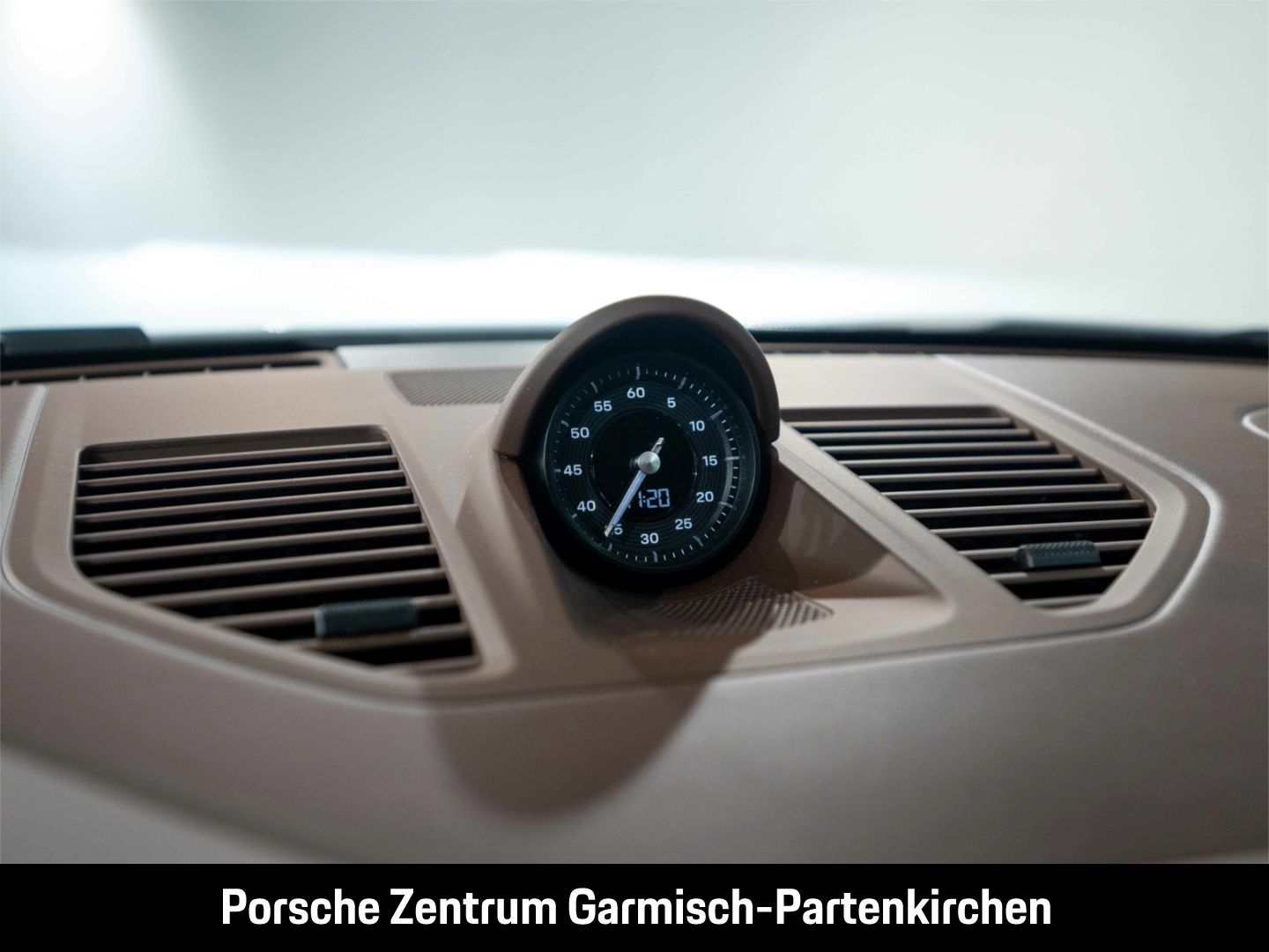 Porsche 992 911 Targa 4S 360 Grad Kamera Lenkradheizung