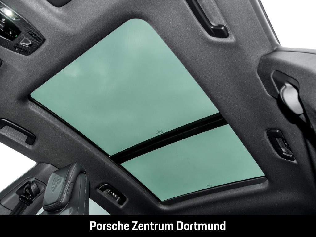 Porsche Macan - Samsaru's Car Outlet