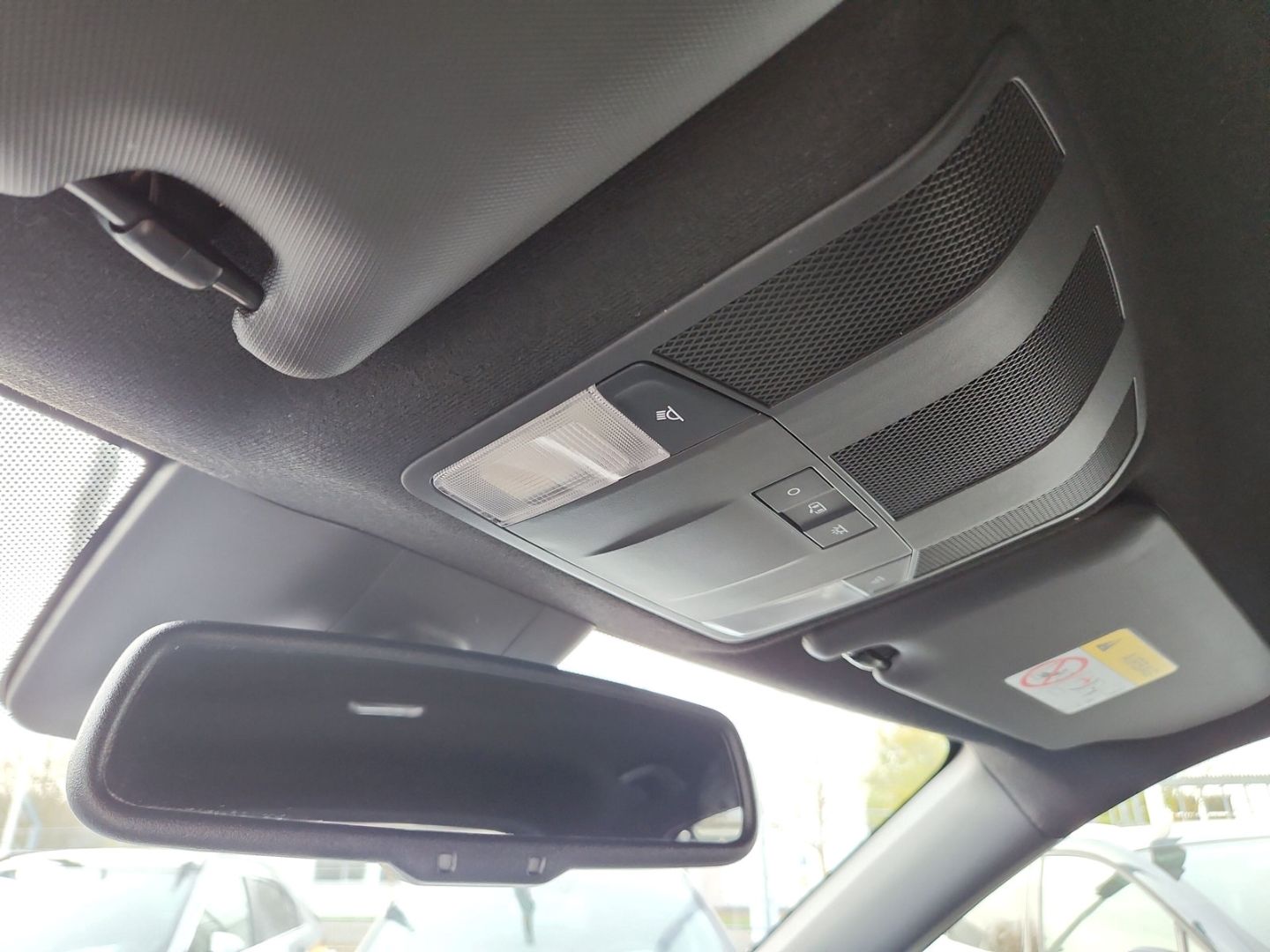 Mitsubishi Eclipse Cross Plug-In Hybrid Select ACC LED