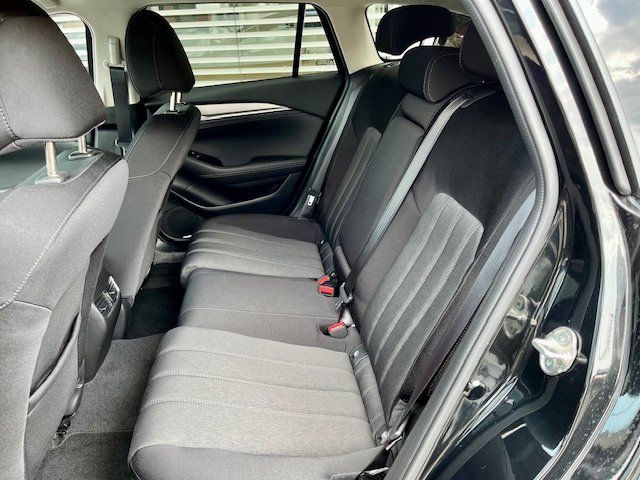Mazda 6 2.5L SKYACTIV G EXCLUSIVE-LINE WINTERRÄDER
