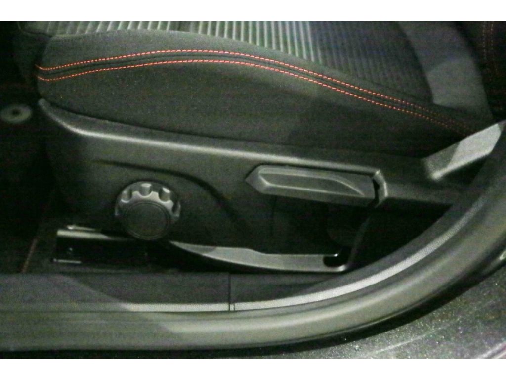 Ford Focus 1.0 MHEV Aut. ST-Line X Navi ACC BLIS Pano
