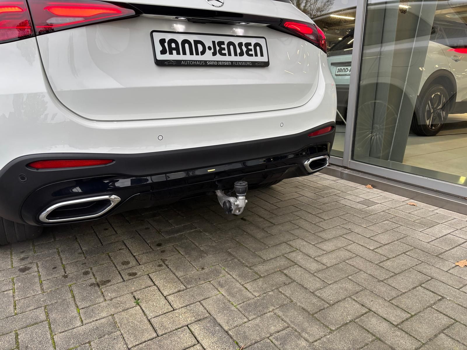 Mercedes-Benz GLC 300 d 4M AMG Line Prem+ Fahras+ AHK Pano HUD