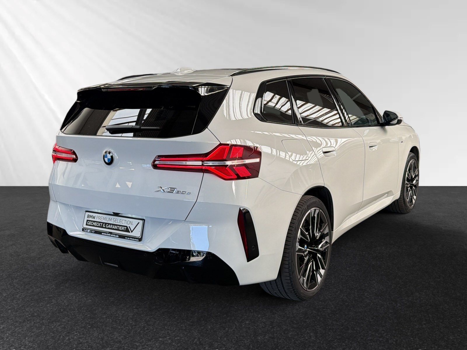 BMW X3 30e xDrive M Sport|AHK|Pano|21"LMR|Head-Up