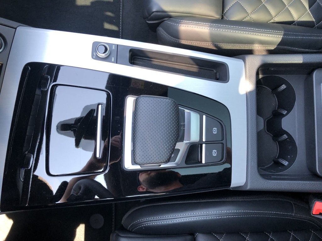 Audi Q5 40 TDI S Line - Samsaru's Car Outlet