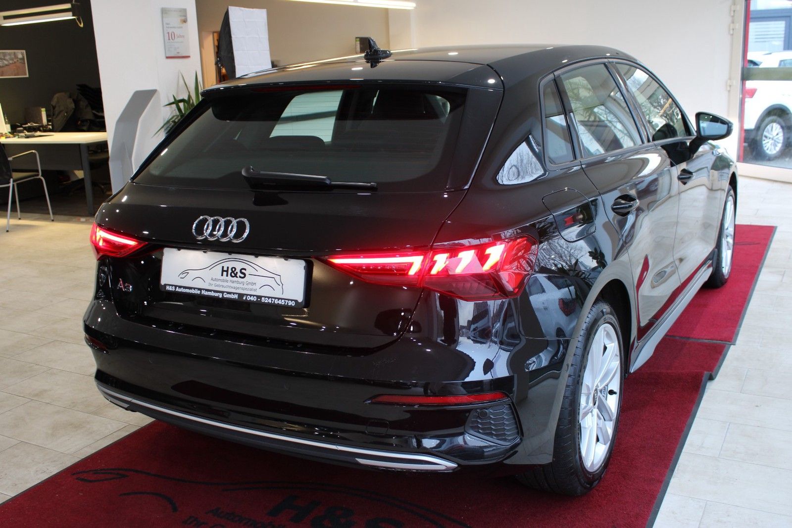 Audi A3 Sportback 35 TFSI Sport - Samsaru's Car Outlet