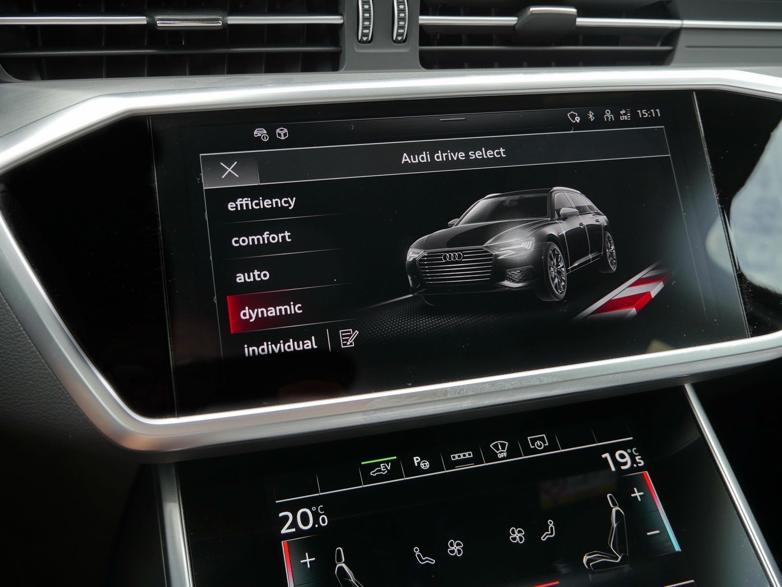 Audi A6 Avant 55 TFSIe qu. S line 63km/WLTP*HuD*360°