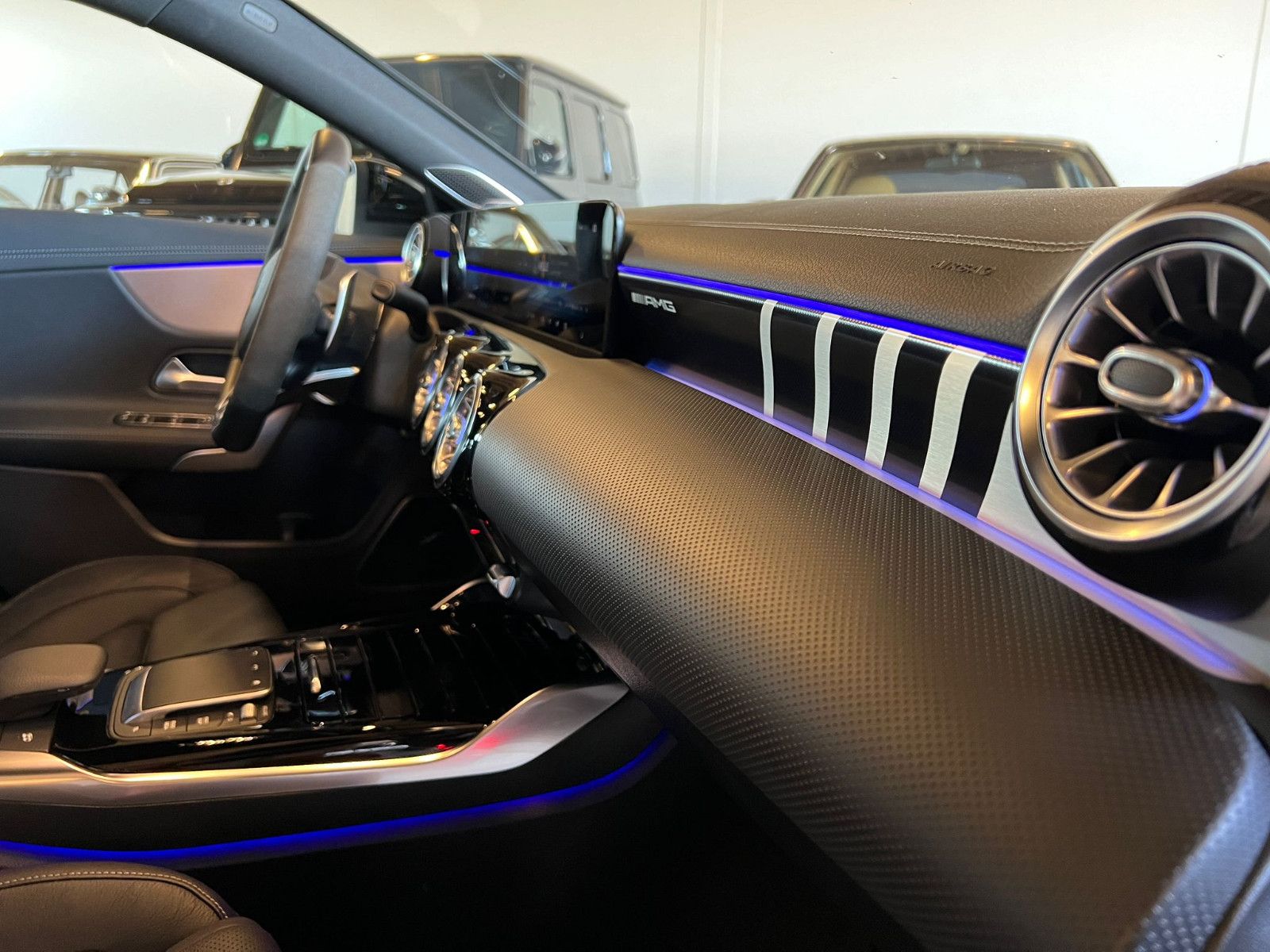 Mercedes-Benz CLA 45S AMG - Samsaru's Car Outlet
