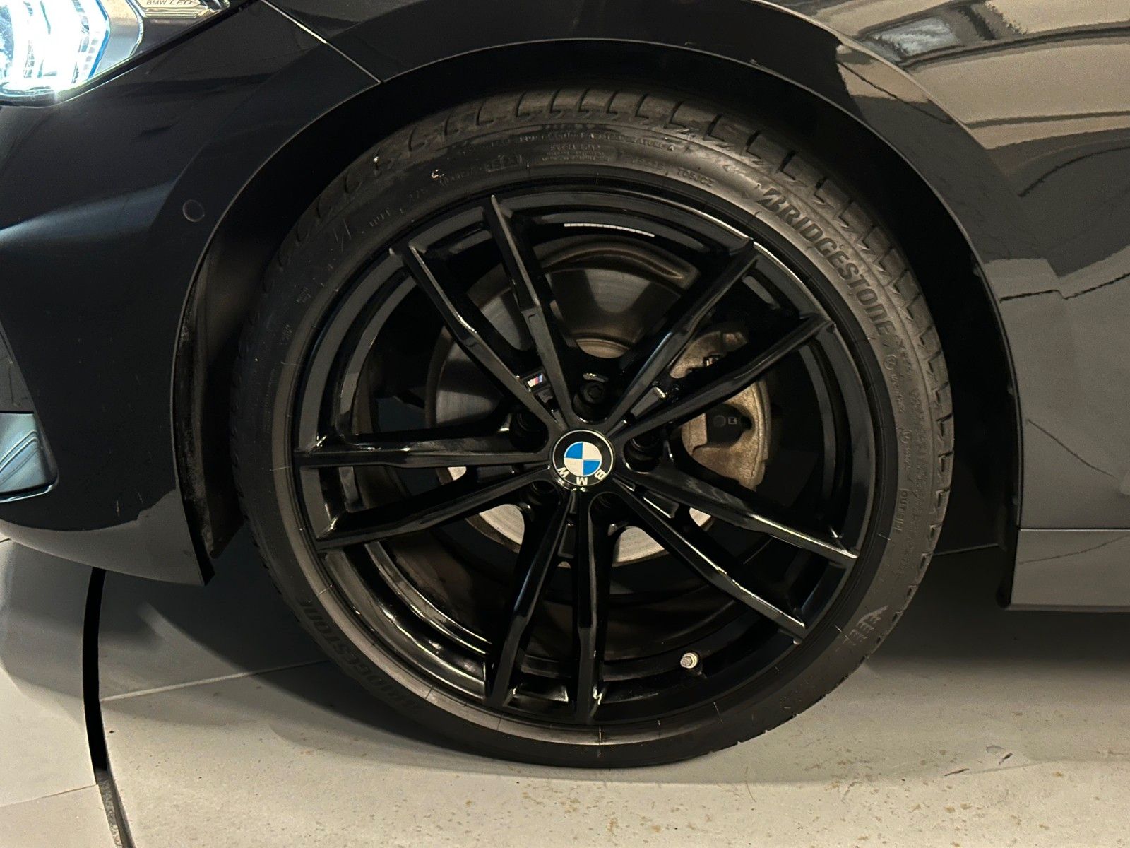 BMW 320d touring xDrive M-Sport Innovation - Samsaru's Car Outlet