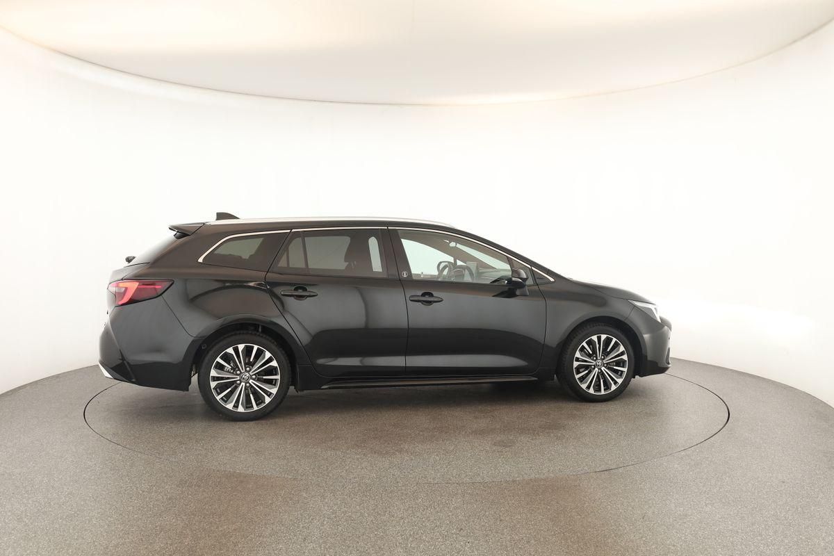 Toyota Corolla Touring Sports 2.0 CVT Team D Navi Kam