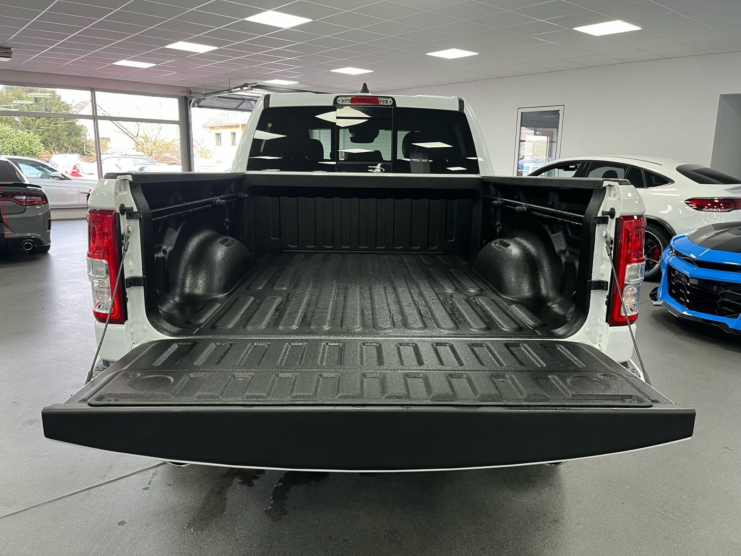 Dodge RAM 5,7l V8 *Longbed /AHK / SHZ/ 4x4*