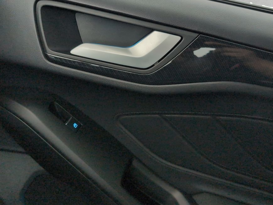 Ford Focus Turnier 1.0 EcoBoost Hybrid Aut. ST-LINE X