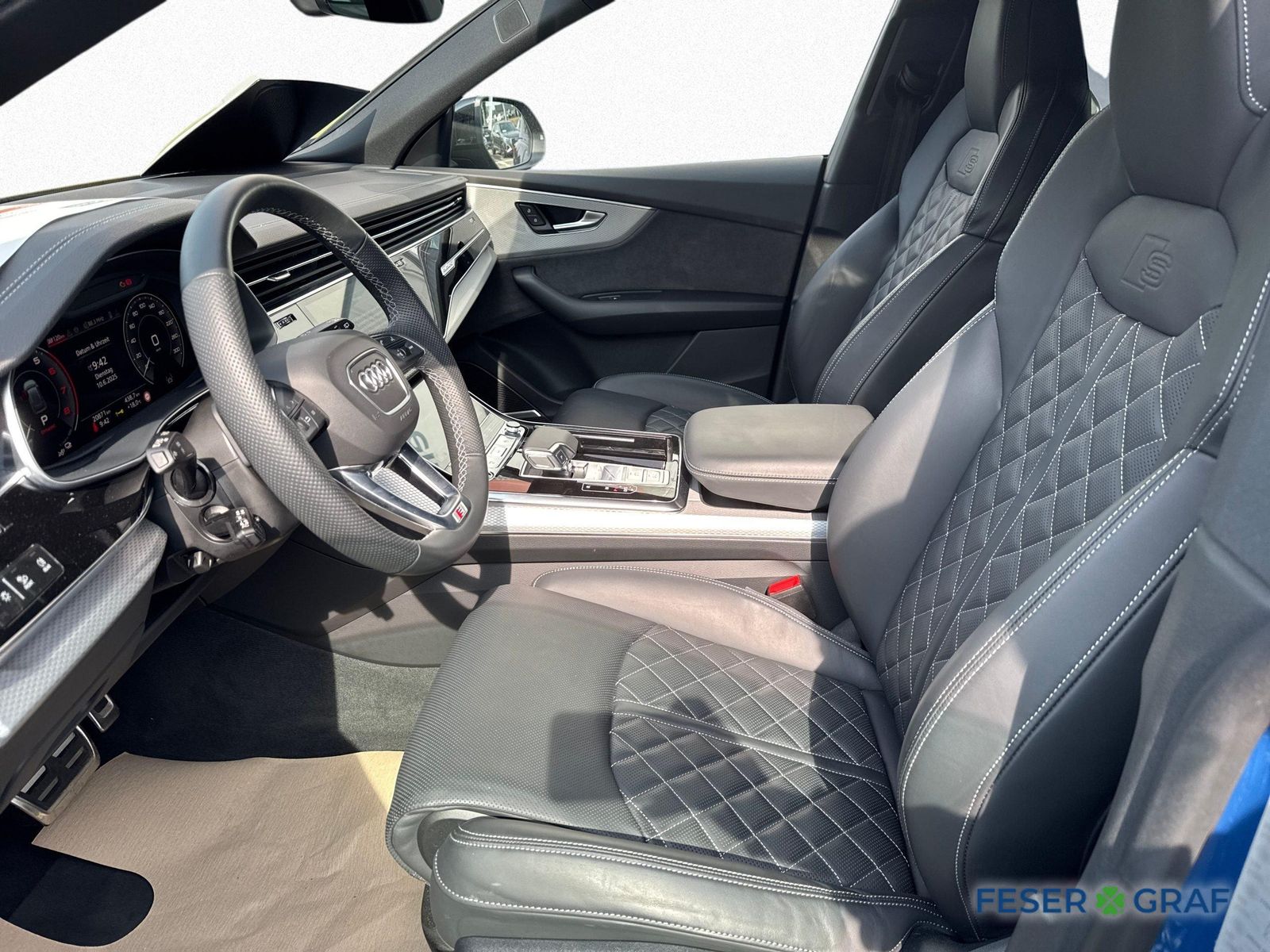 Audi Q8 SUV TFSI e 60 quattro - Samsaru's Car Outlet