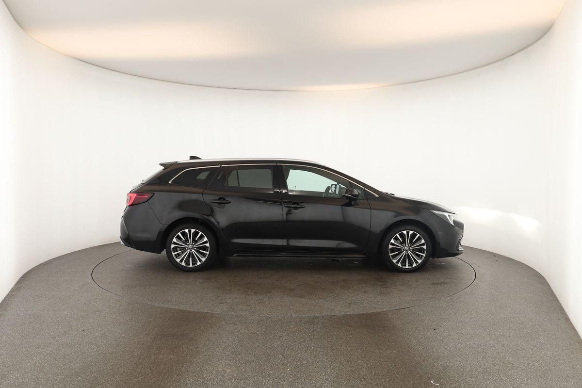 Toyota Corolla Touring Sports 2.0 CVT Team D Navi Kam