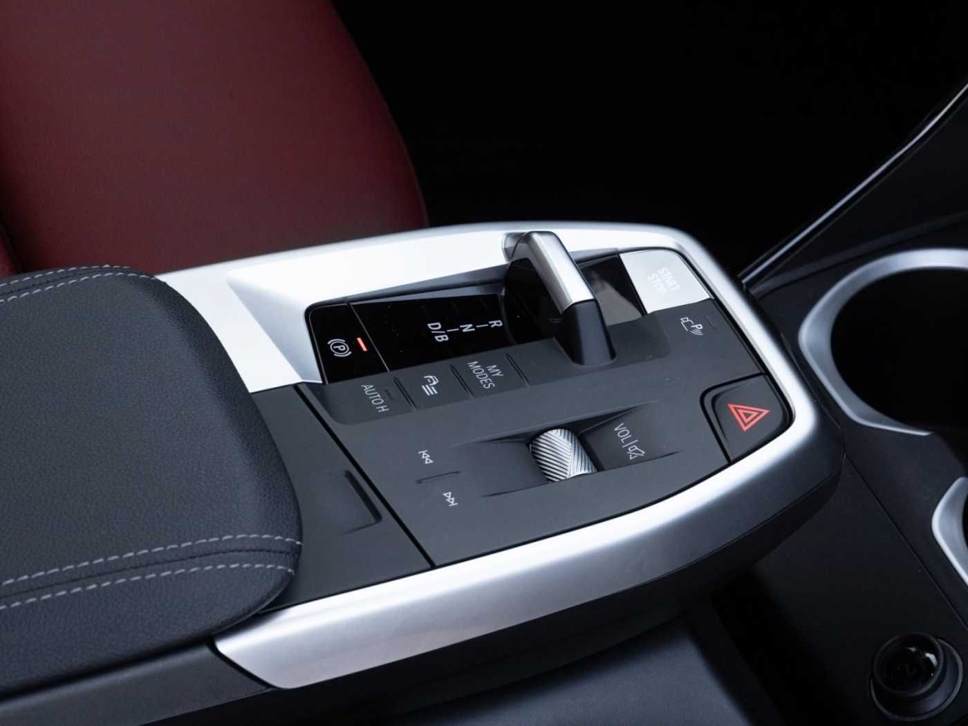 BMW iX1 xDrive30 M Sport - Samsaru's Car Outlet