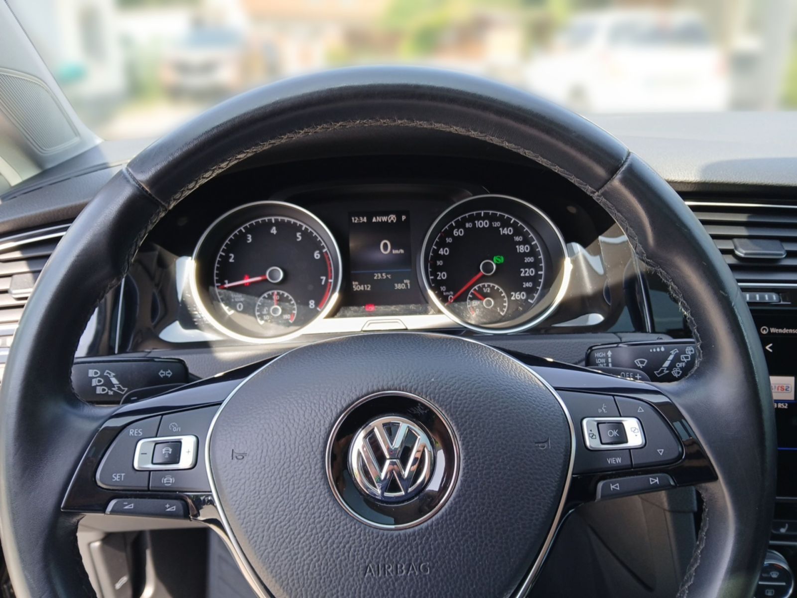 Volkswagen GOLF TSI 1.5 Highline DSG - Samsaru's Car Outlet