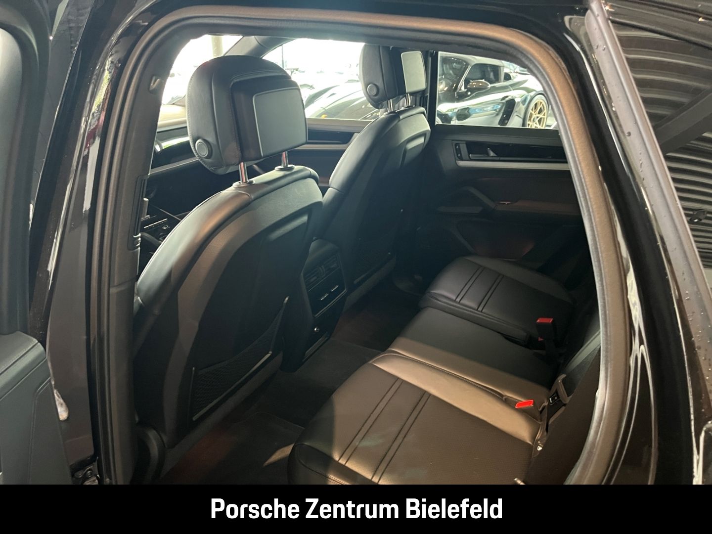 Porsche Cayenne BOSE LED-Matrix Panoramadach Luftfederun