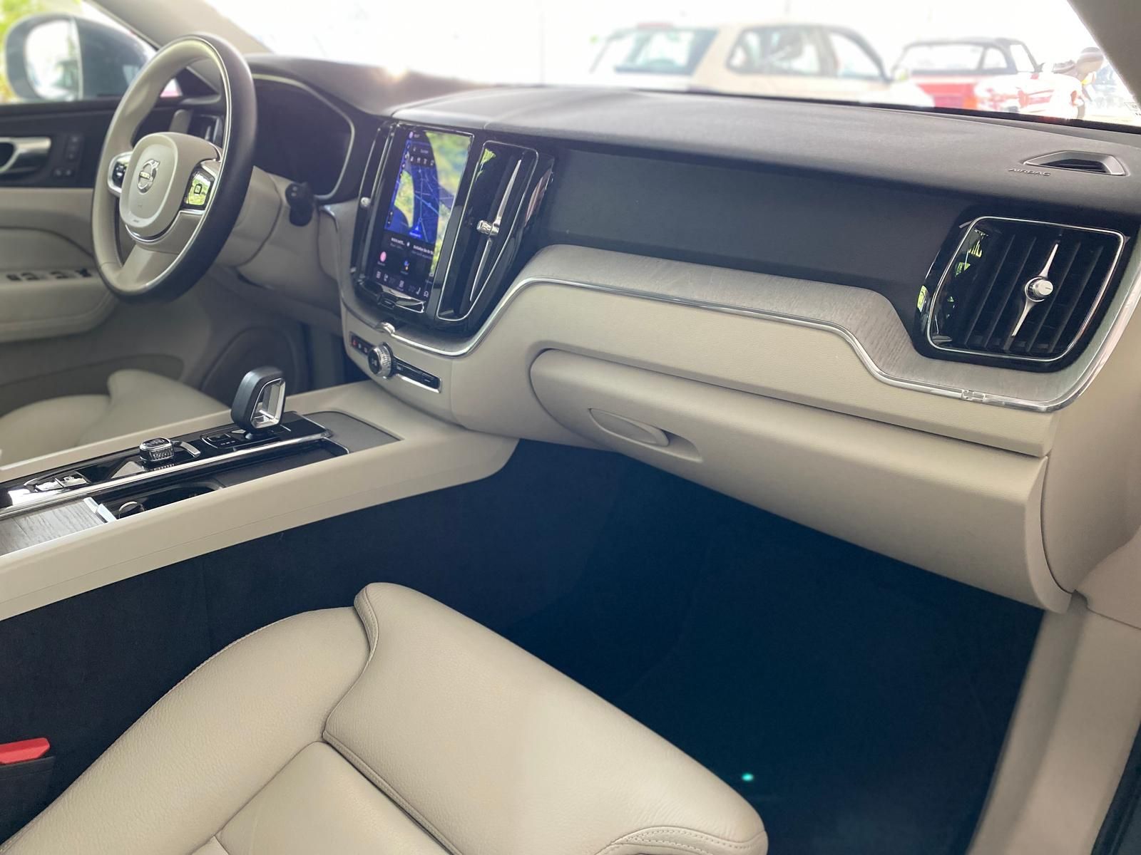 Volvo XC60 B4 2.0 Diesel AWD Mild-Hybrid Plus Bright