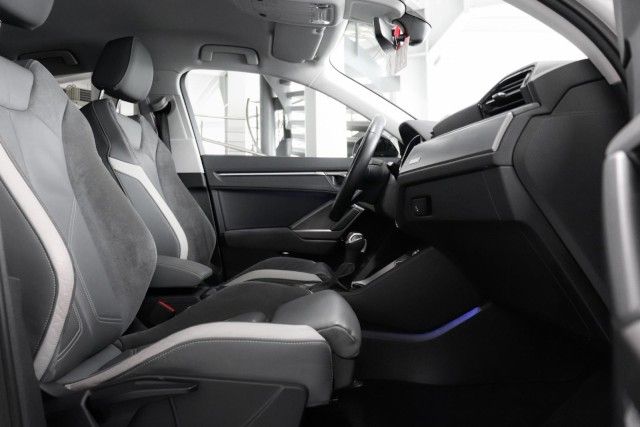 Audi Q3 Sportback 40 TDI quattro STANDH*NAVI*KAMERA