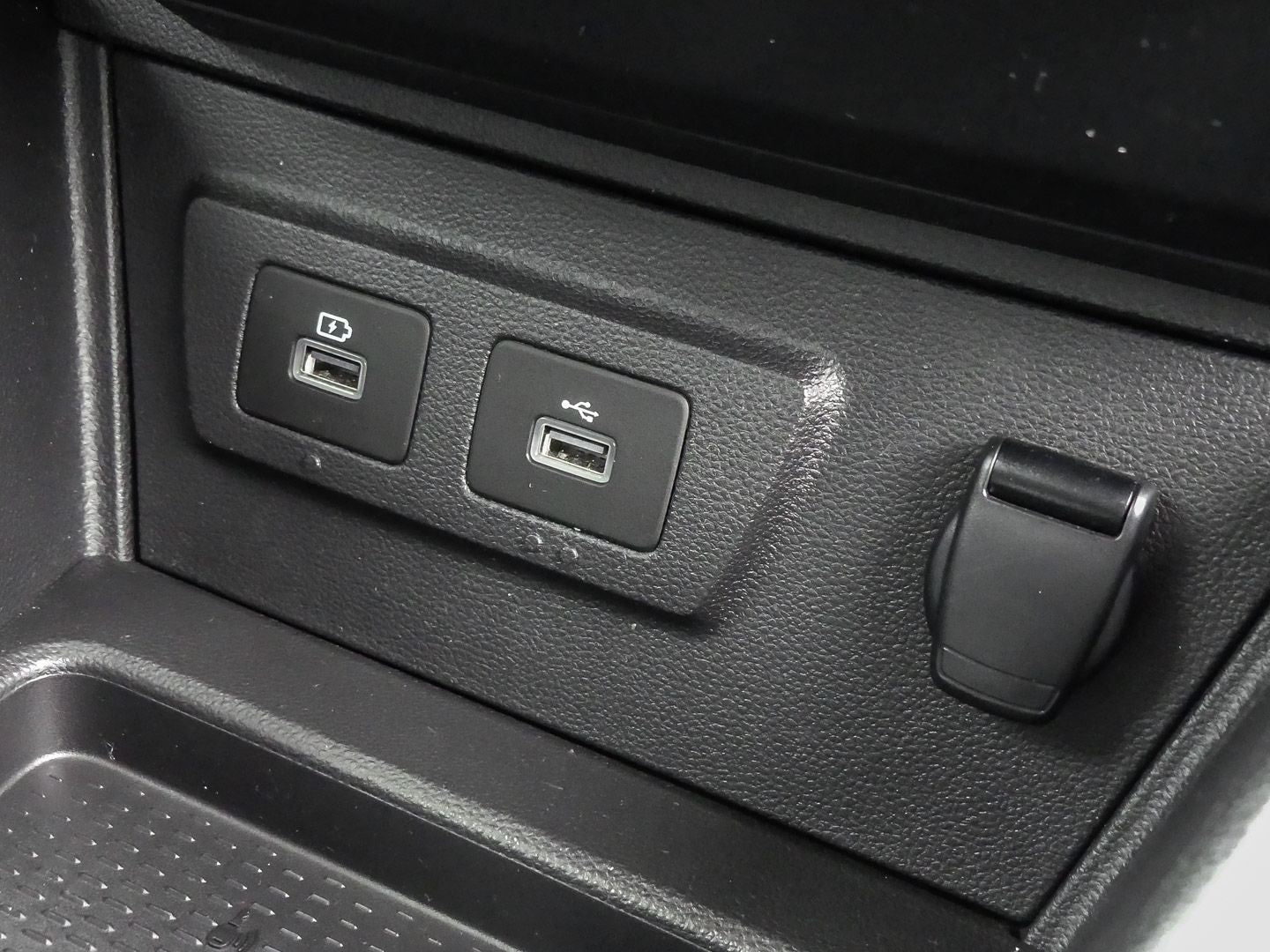 Dacia Duster II Prestige 1.3 TCe 130 EU6d - Samsaru's Car Outlet