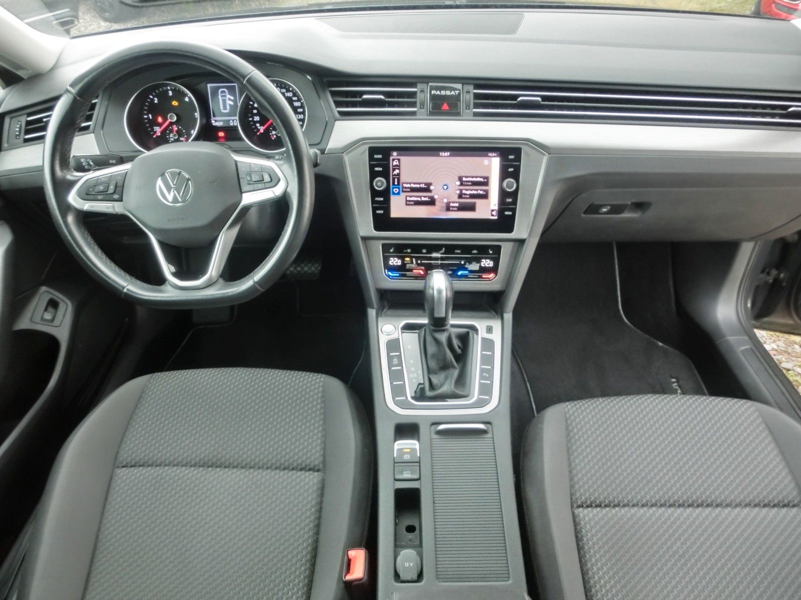 Volkswagen Passat Variant - Samsaru's Car Outlet