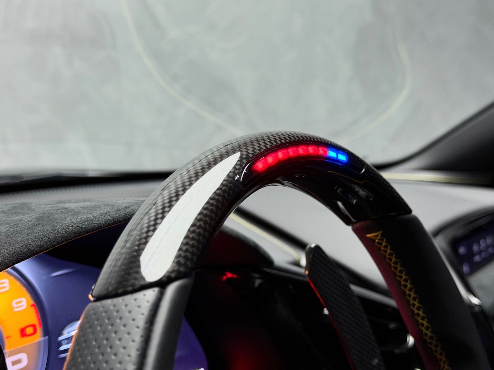 Ferrari 12Cilindri FULLCARBON VIOLA HONGKONG LIFT 360