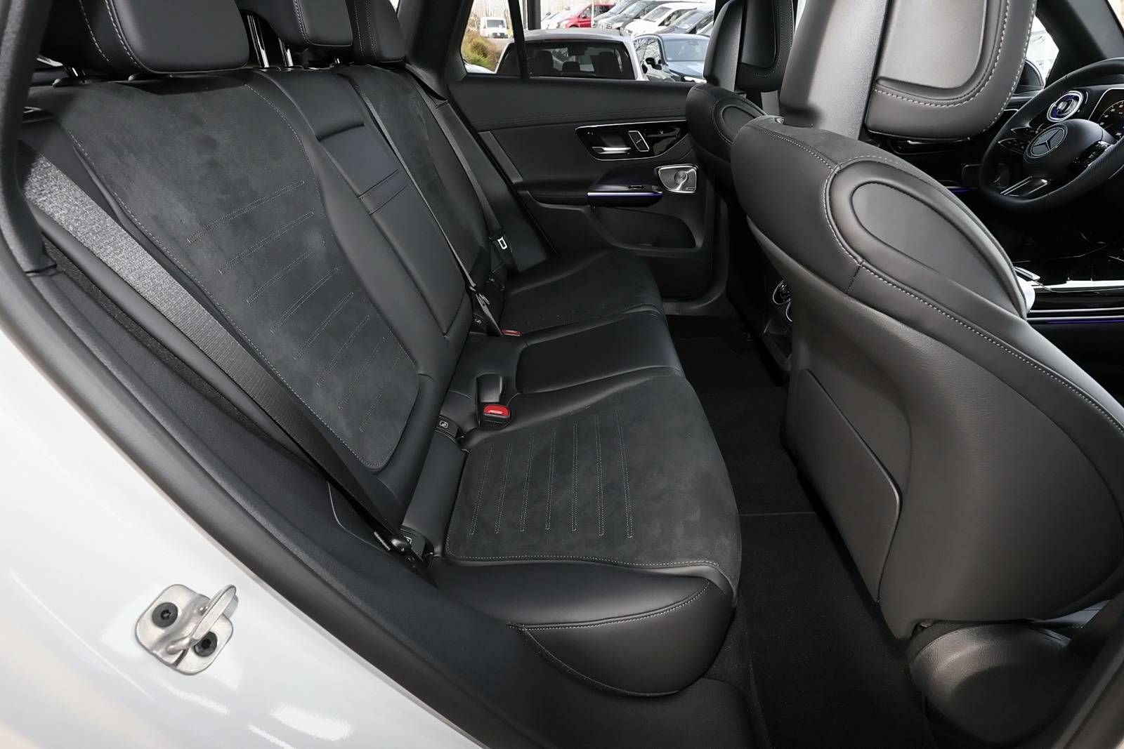 Mercedes-Benz GLC 220 d 4M AMG MBUX+360°+DIG-LED+Pano+AHK+HuD