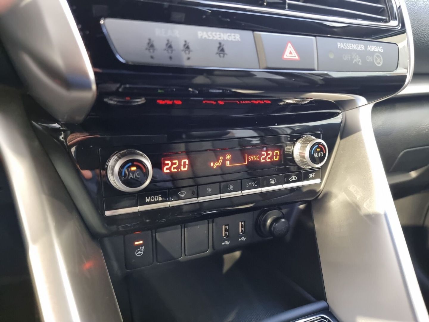 Mitsubishi Eclipse Cross Plug-In Hybrid Select Navi Sitzh.