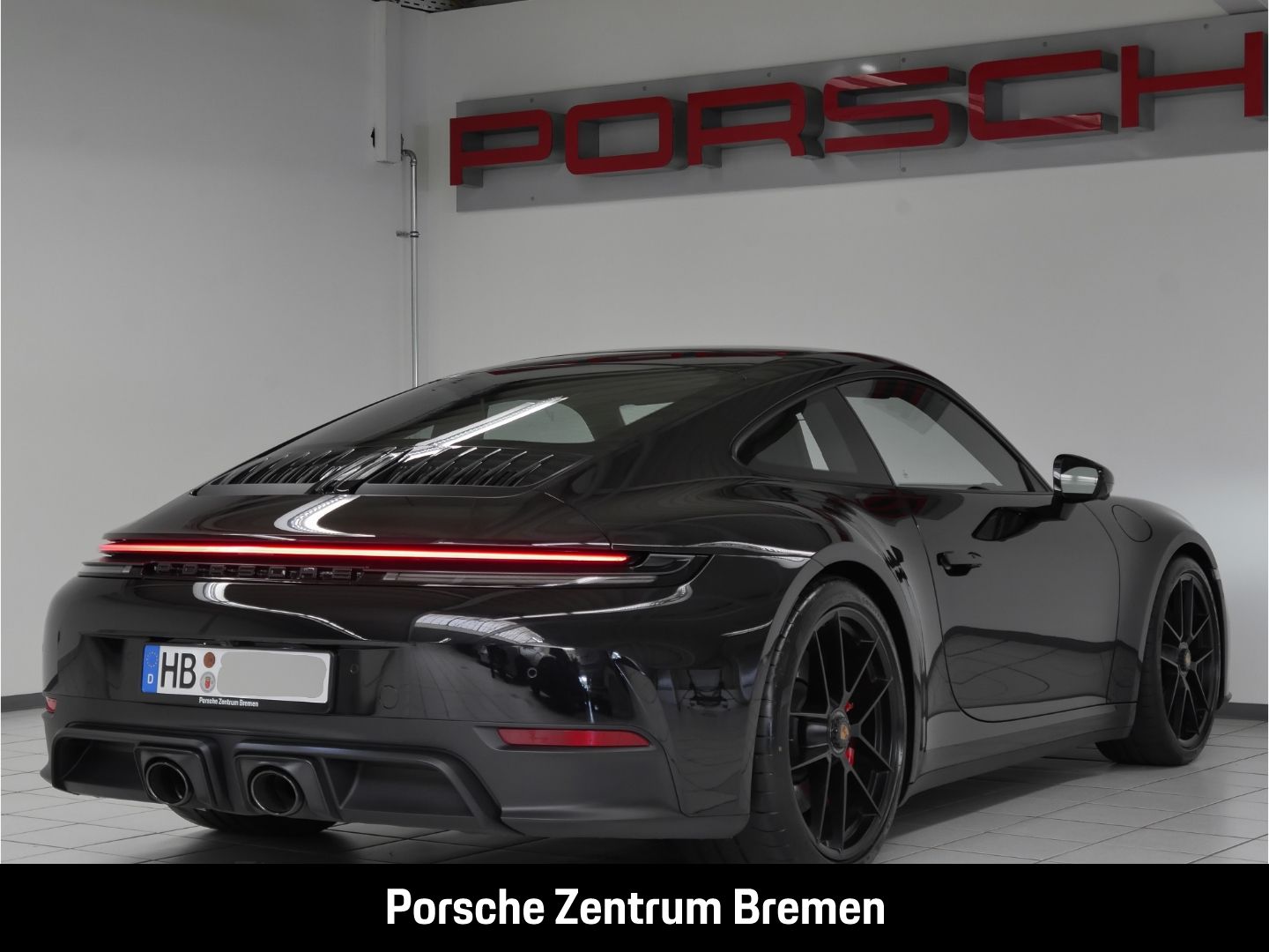 Porsche 992 4 GTS Matrix LED Burmester Liftsystem