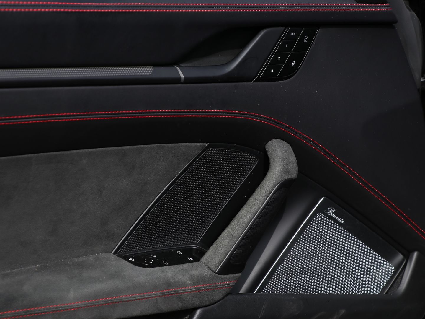 Porsche 992 911 Targa 4 GTS Burmester HA-Lenkung LED