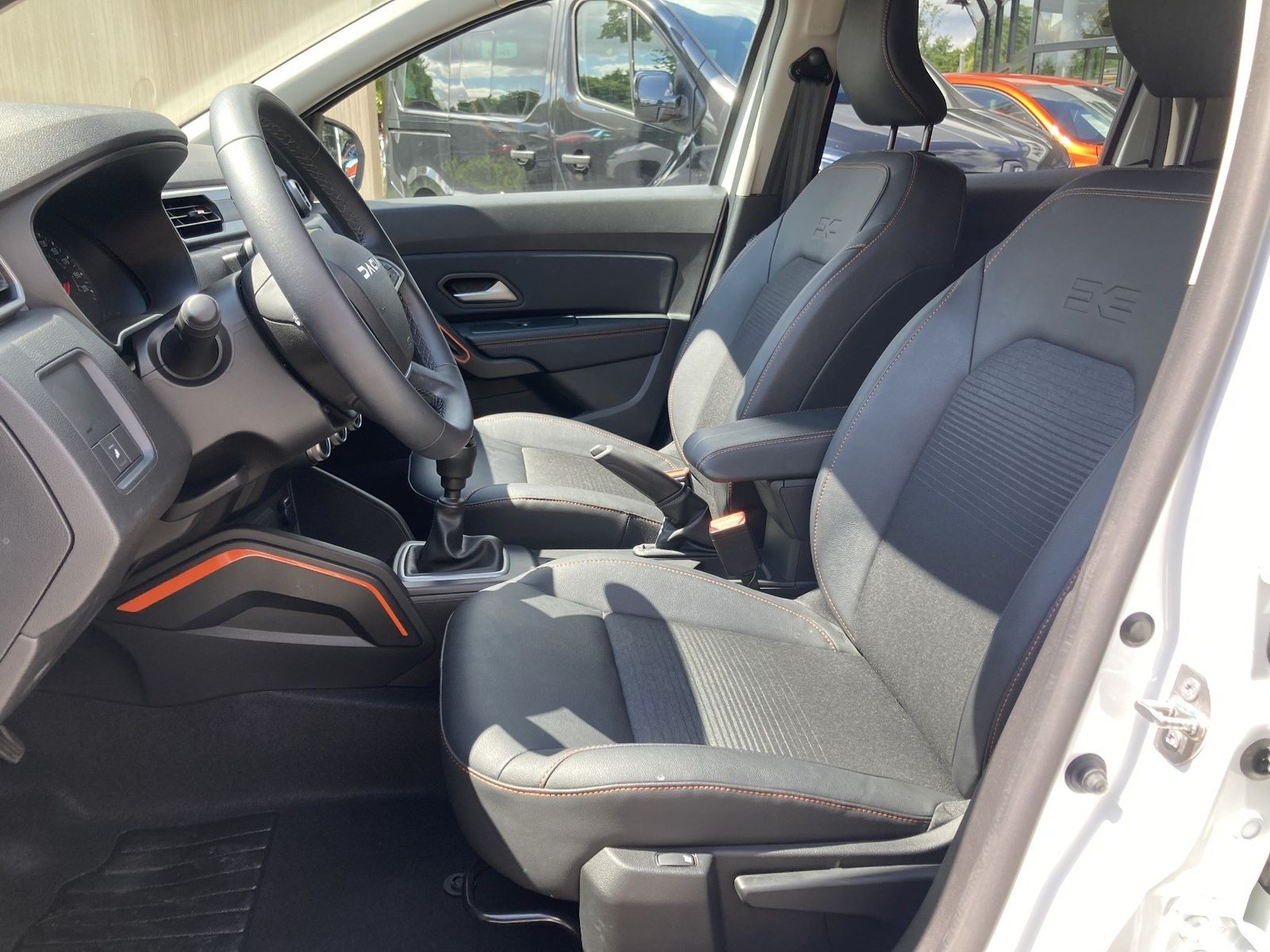 Dacia Duster Extreme TCe 130 - Samsaru's Car Outlet
