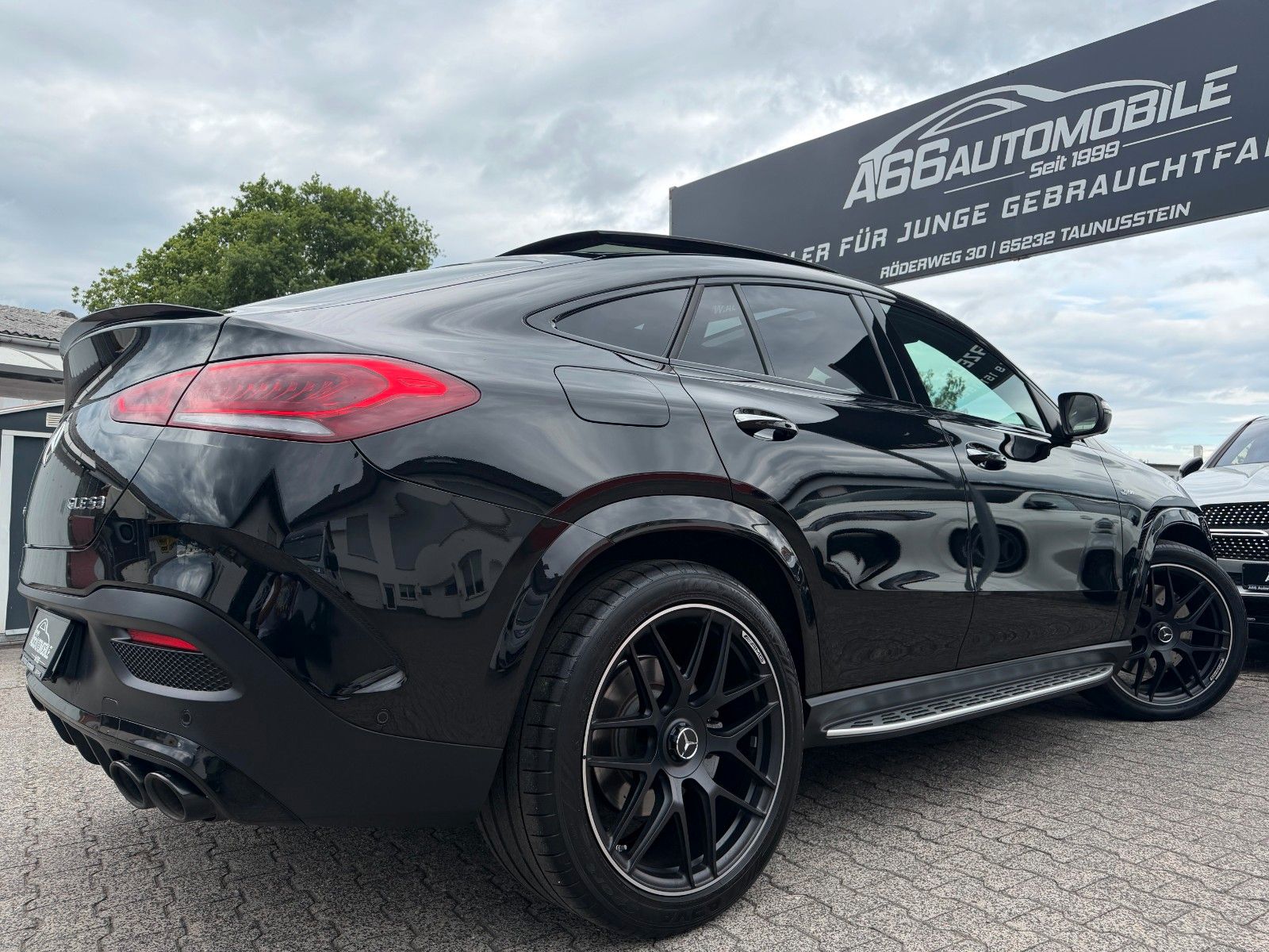 Mercedes-Benz GLE 53 AMG 4M+ PANO*Carbon*DISTR+*AHK*Massage