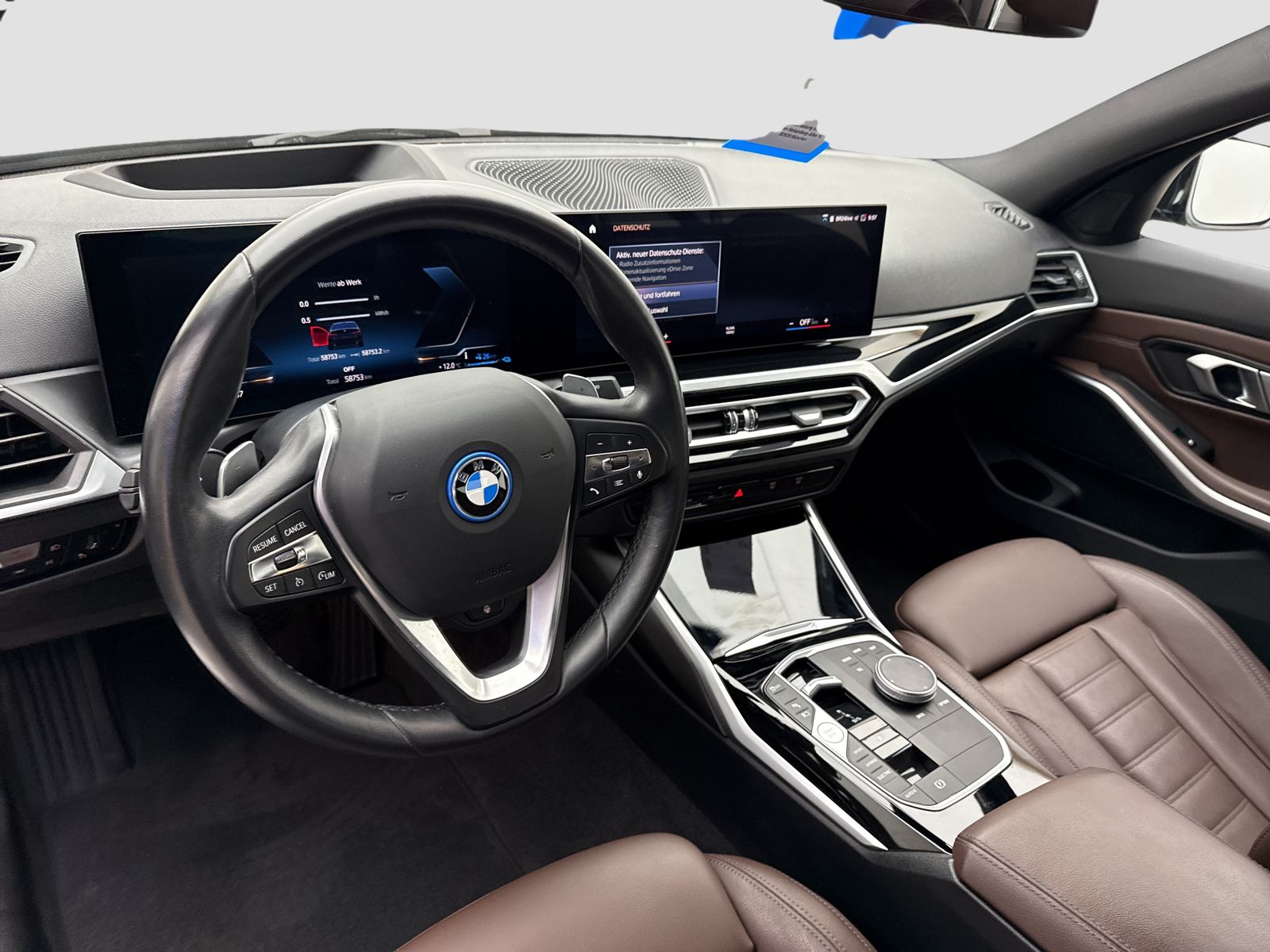 BMW 330e xDrive Limousine HiFi DAB LED Lenkradhz.