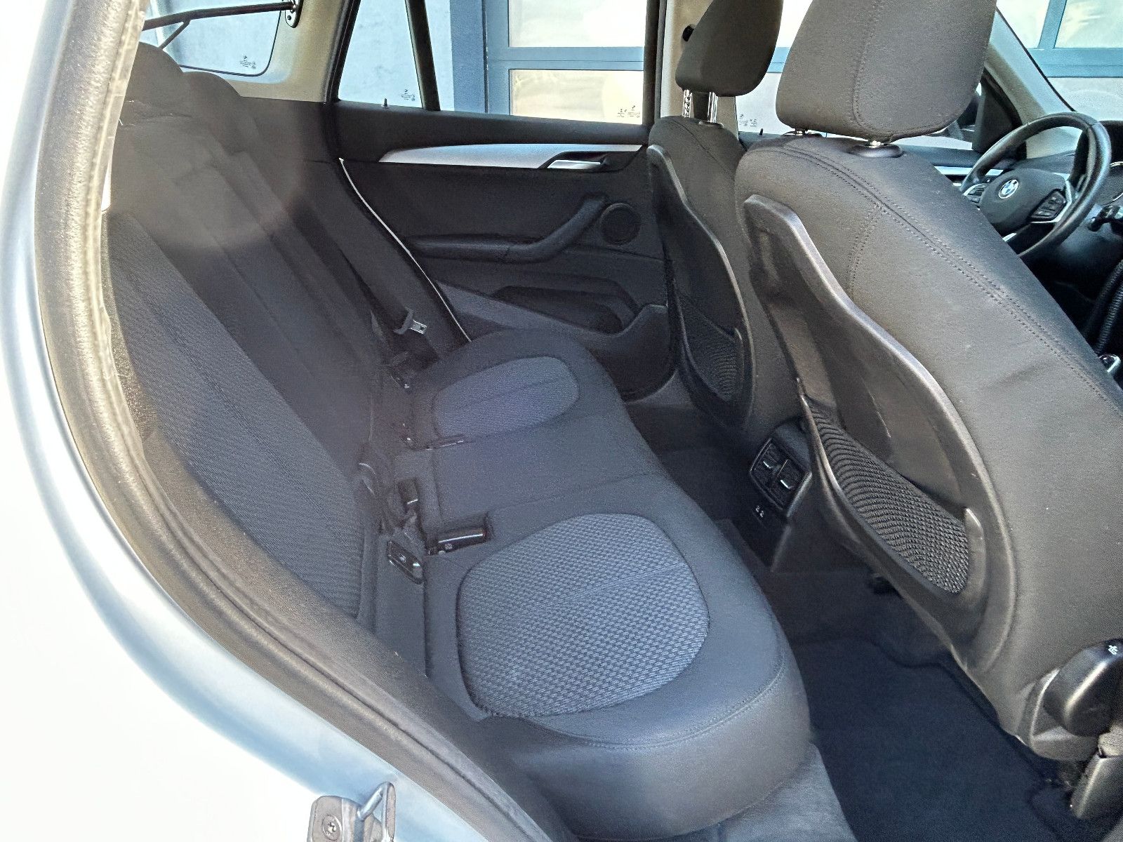 BMW X1 xDrive 20d - Samsaru's Car Outlet