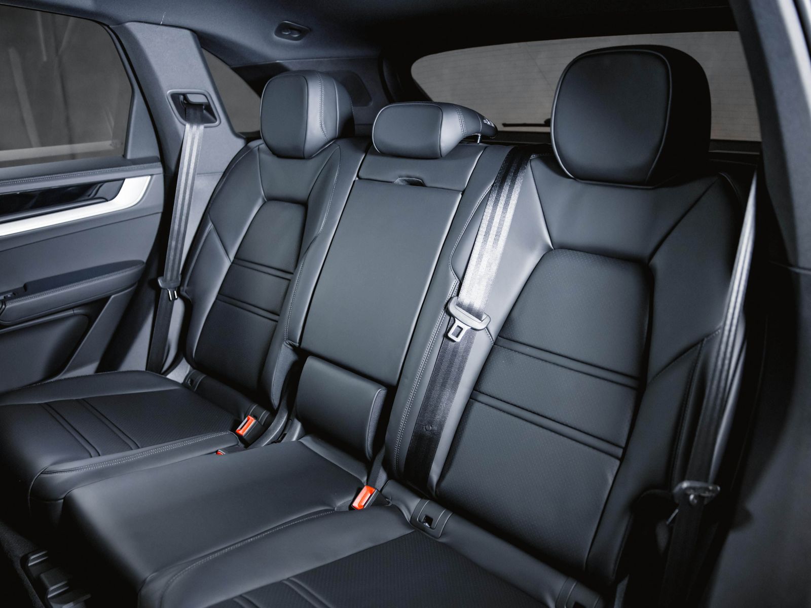 Porsche Cayenne E-Hybrid Sportabgasanlage Sportlenkrad